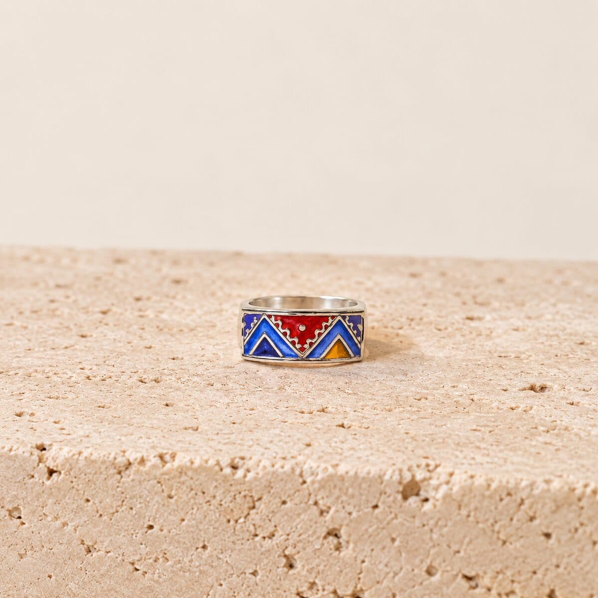 Bague argent amazighe MINA portée