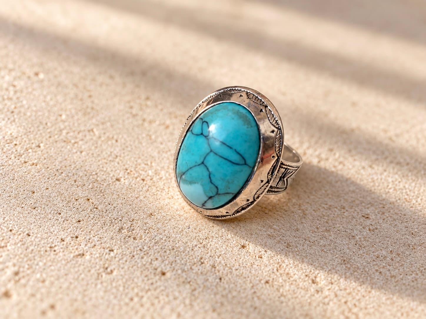 Bague Touareg en Argent et Pierre de Turquoise Ovoïde