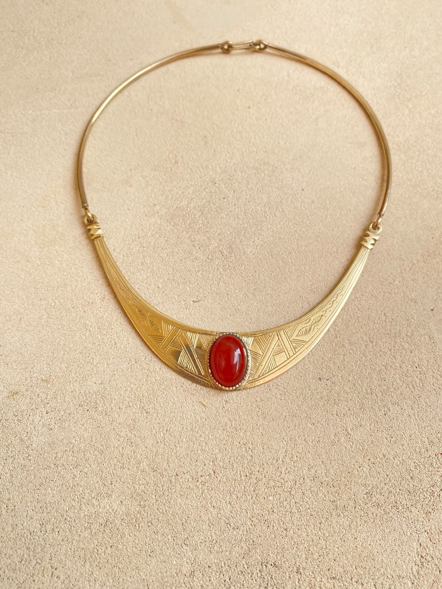 Collier touareg en argent gravé à la main
