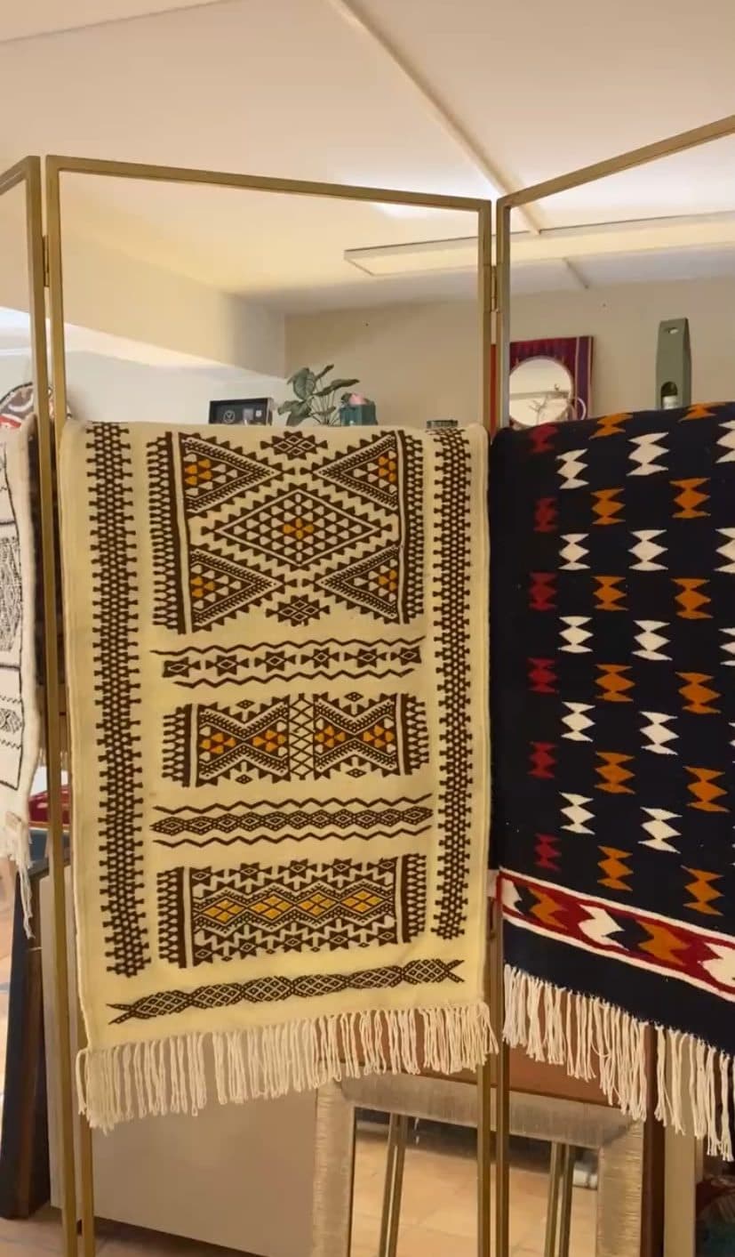 Tapis amazigh blanc marron