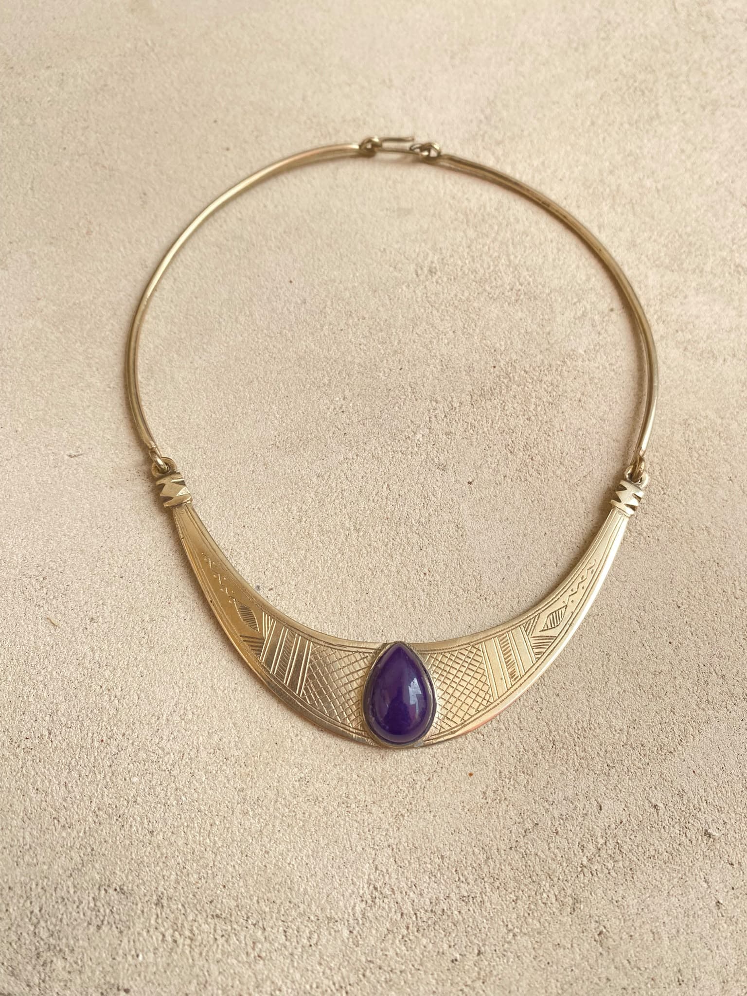 Collier touareg en argent gravé à la main