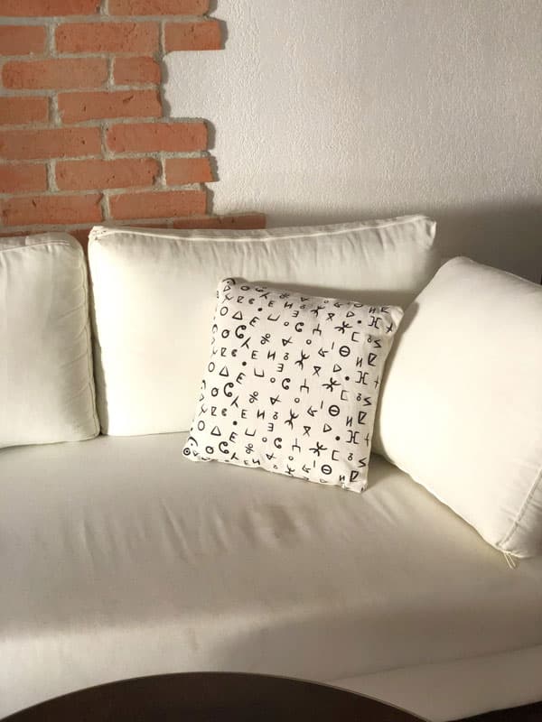 Coussin Tifiniagh Noir