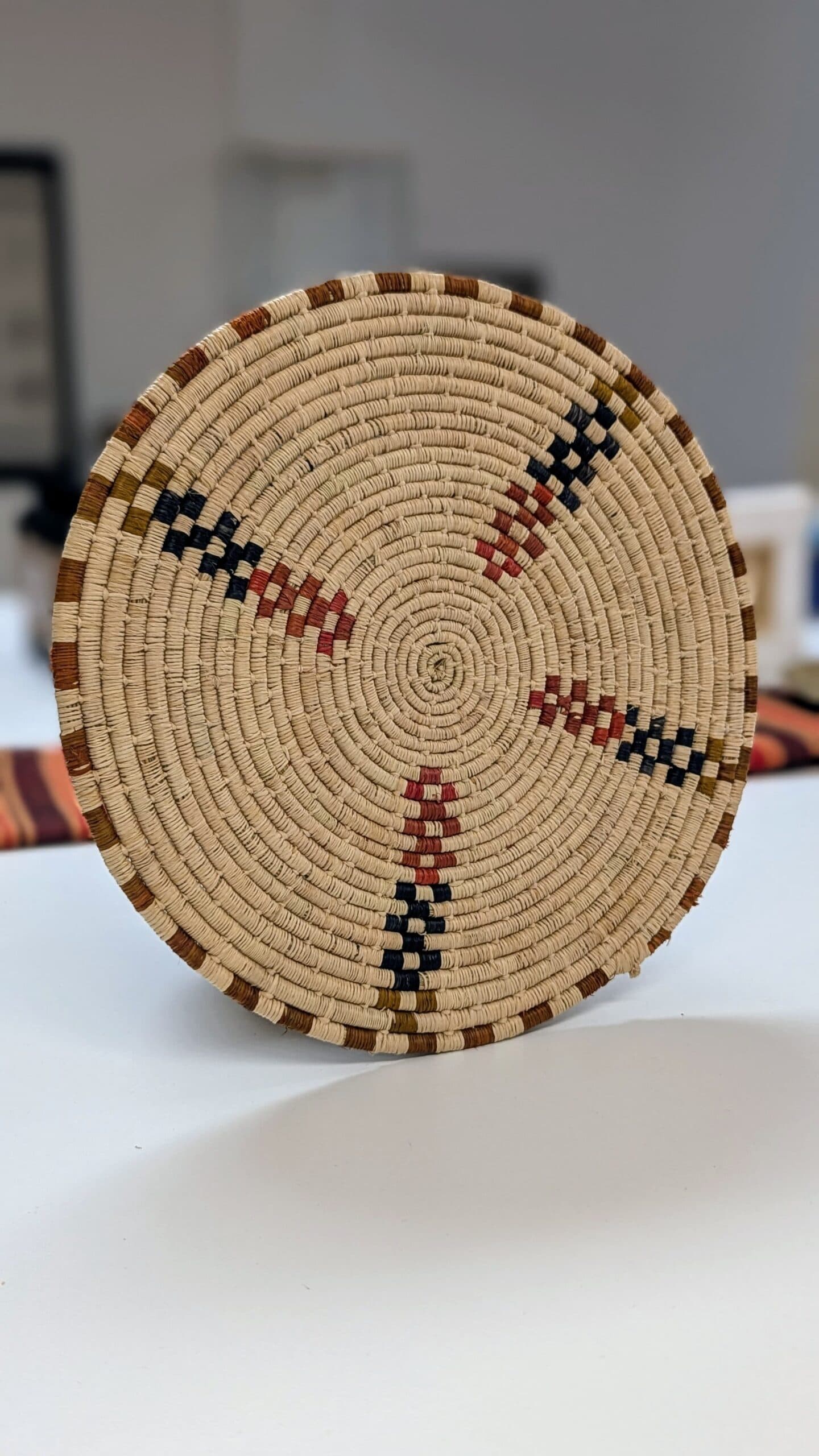Dessous plat raphia coloré