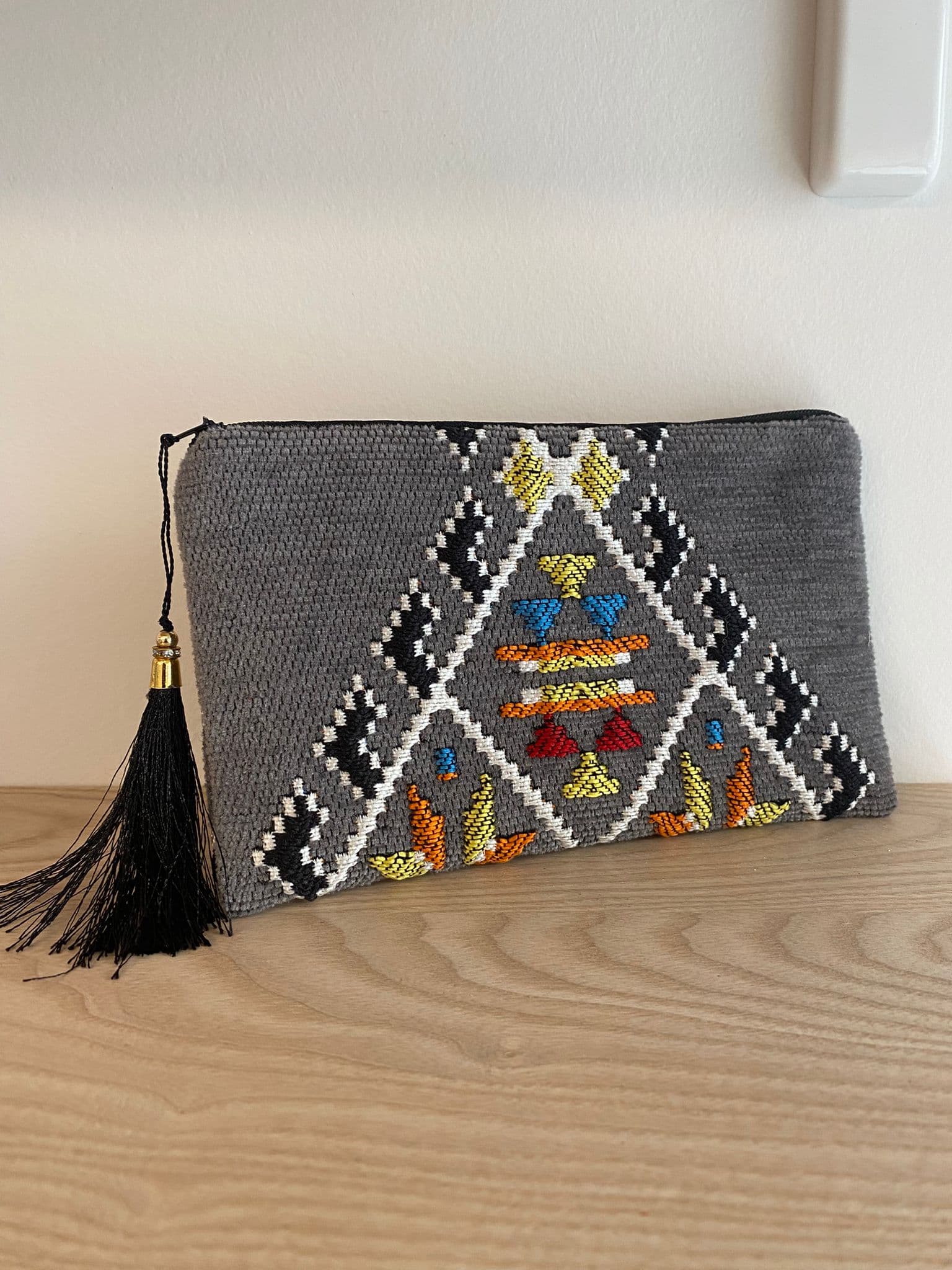 Petites pochettes artisanales motifs amazighs