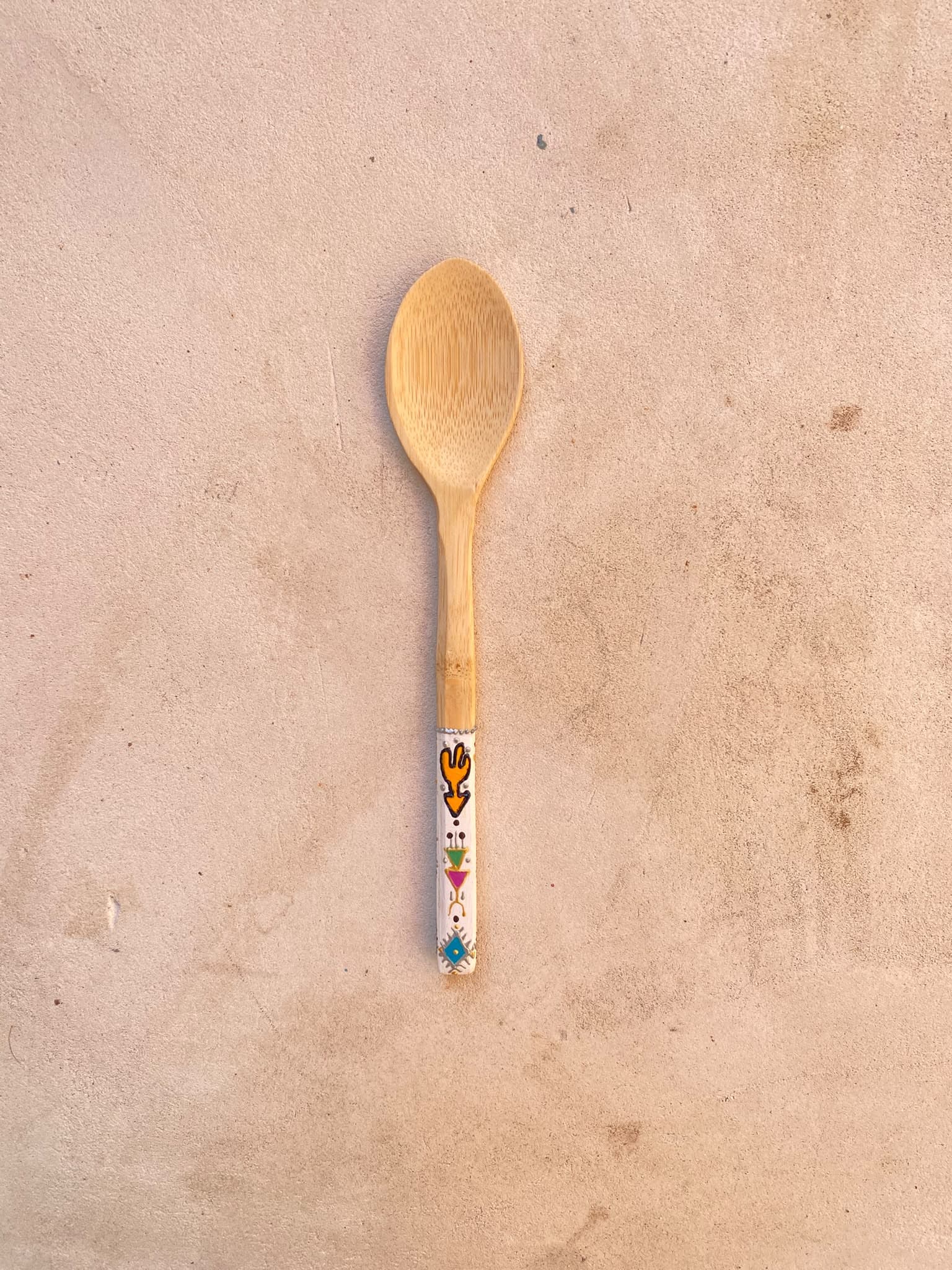 Cuillière en bois blanche