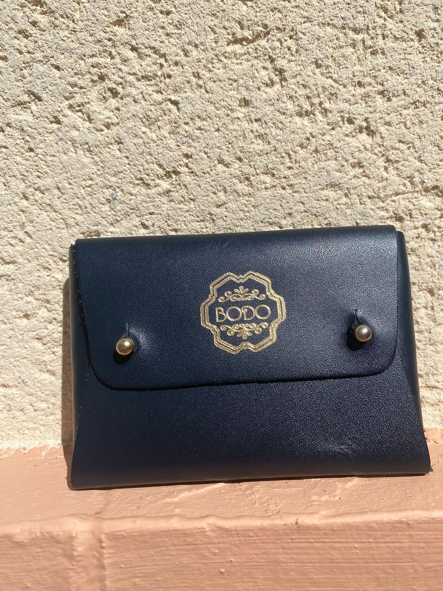 Porte-feuilles amazigh en cuir