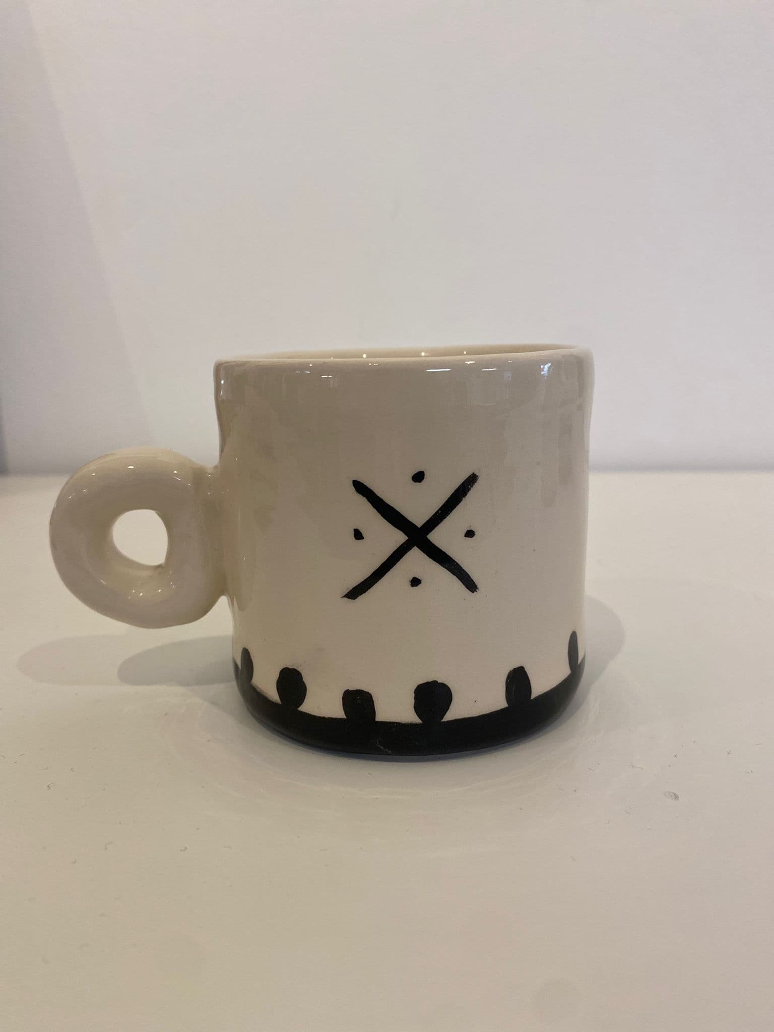 Tasse anse anneau – inspiration amazighe