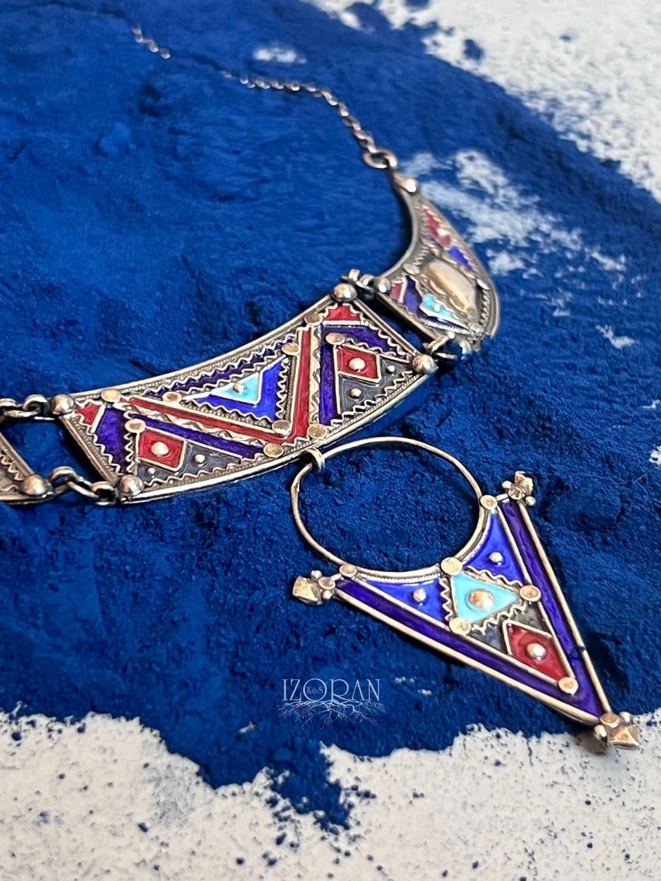 Collier “ATAR”