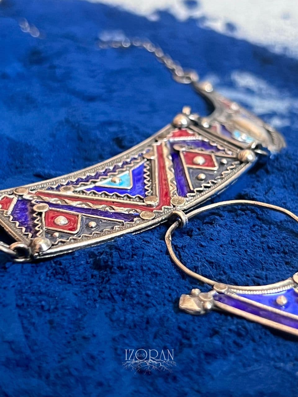 Collier “ATAR”