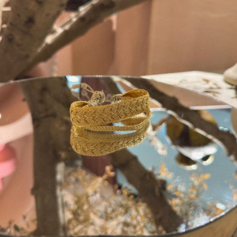 Bracelet doré en passementerie marocaine