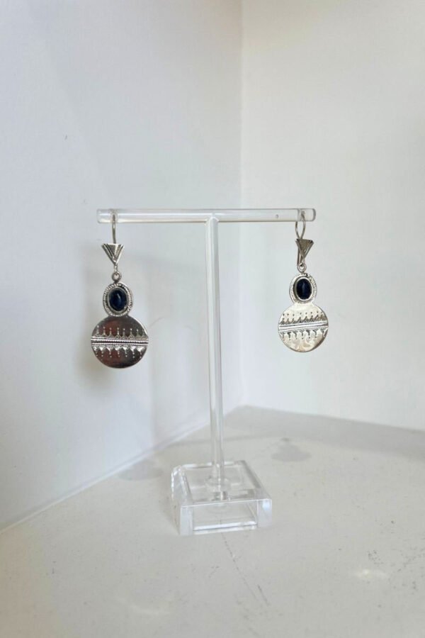 Boucles d'oreilles en argent, pierre noir, de l'ONG Taimane