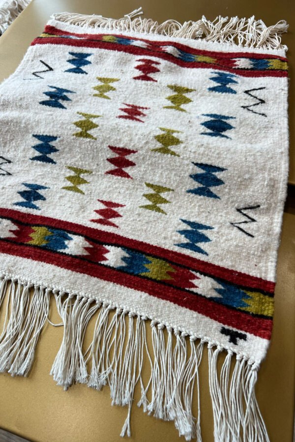 mini tapis motif amazigh