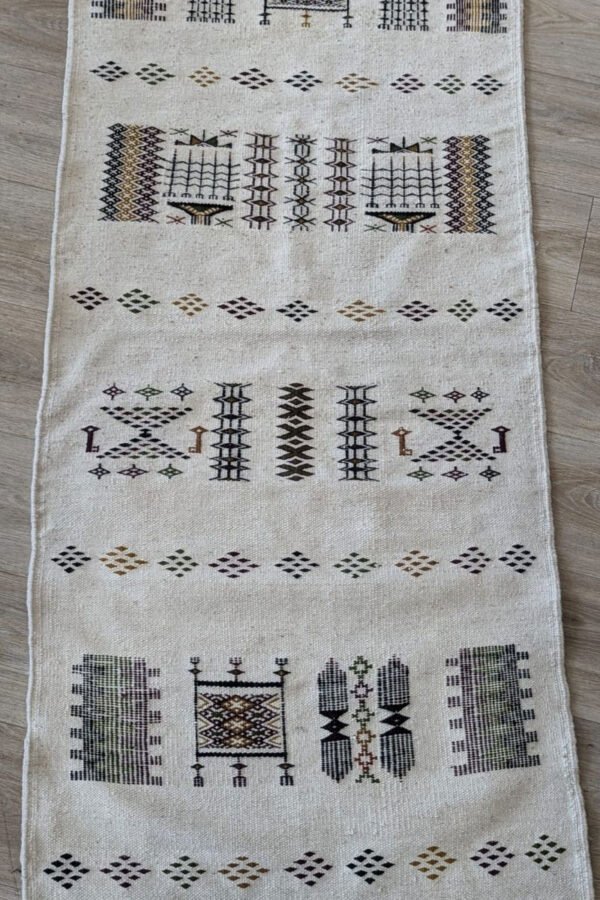 tapis amazigh blanc atelier tigurarin