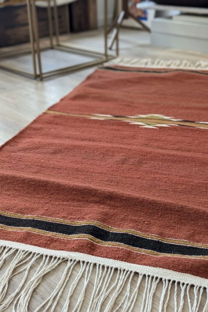 tapis amazigh orange atelier tigurarin