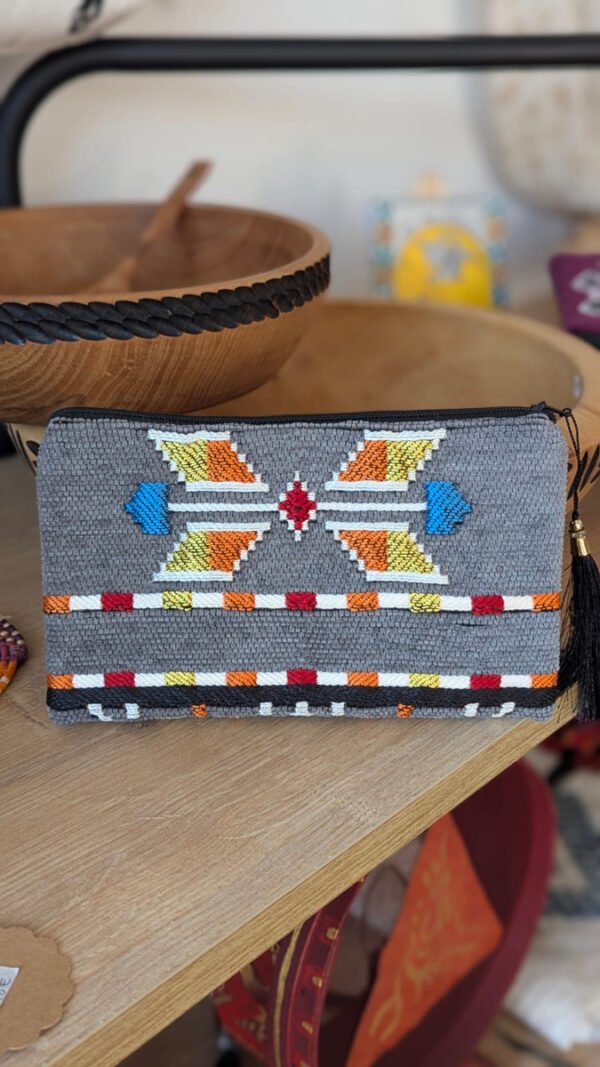 pochette inspiration amazigh fabriqué en Kabylie