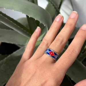 bague en argent artisanale