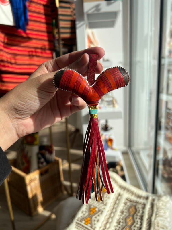 porte-clé amazigh touareg en cuir coeur rouge
